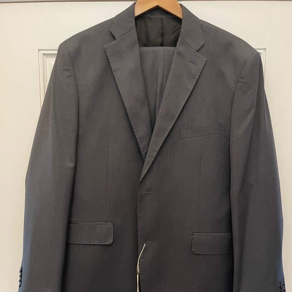Men’s black Suit